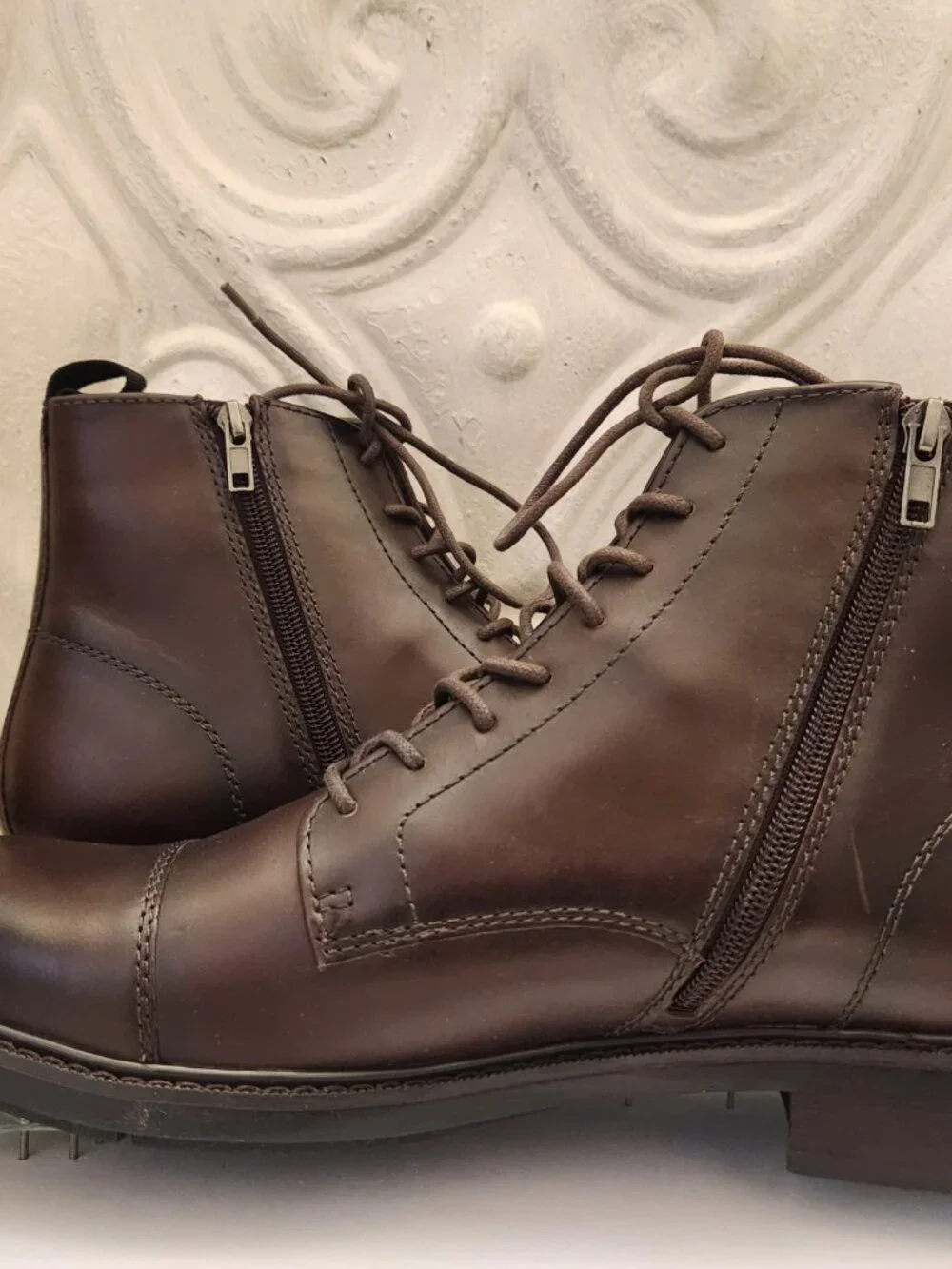 Vince Camuto 